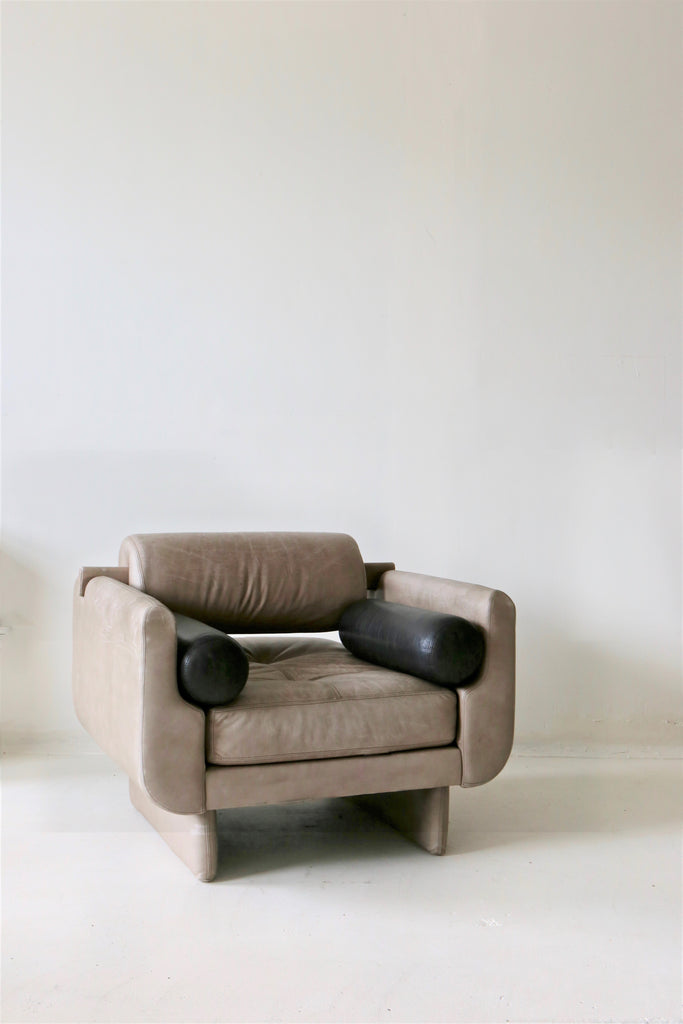 Vladimir Kagan 1980's Matinee Sofa and Arm Chair USA
